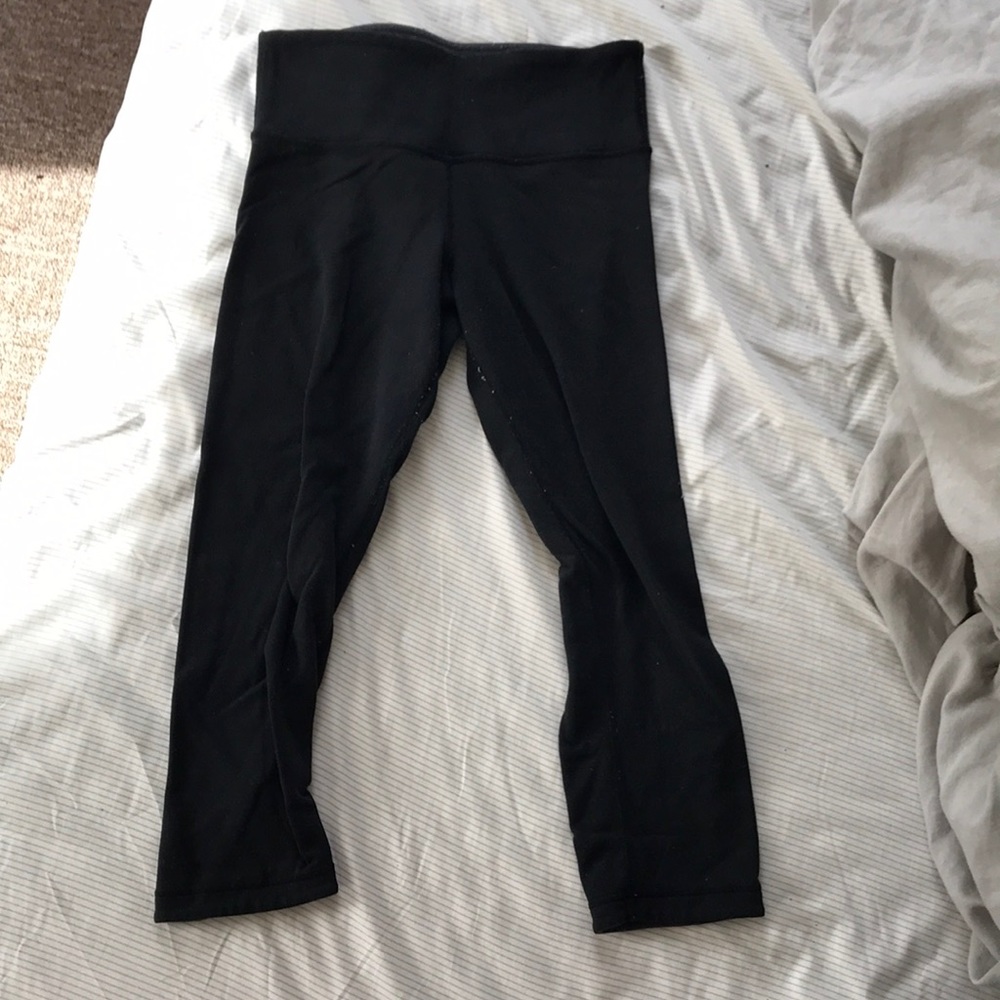 LULULEMON — Cropped Leggings